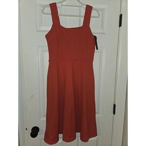 Tahari Fit Flare Dress Nwt‎ Size Large Red